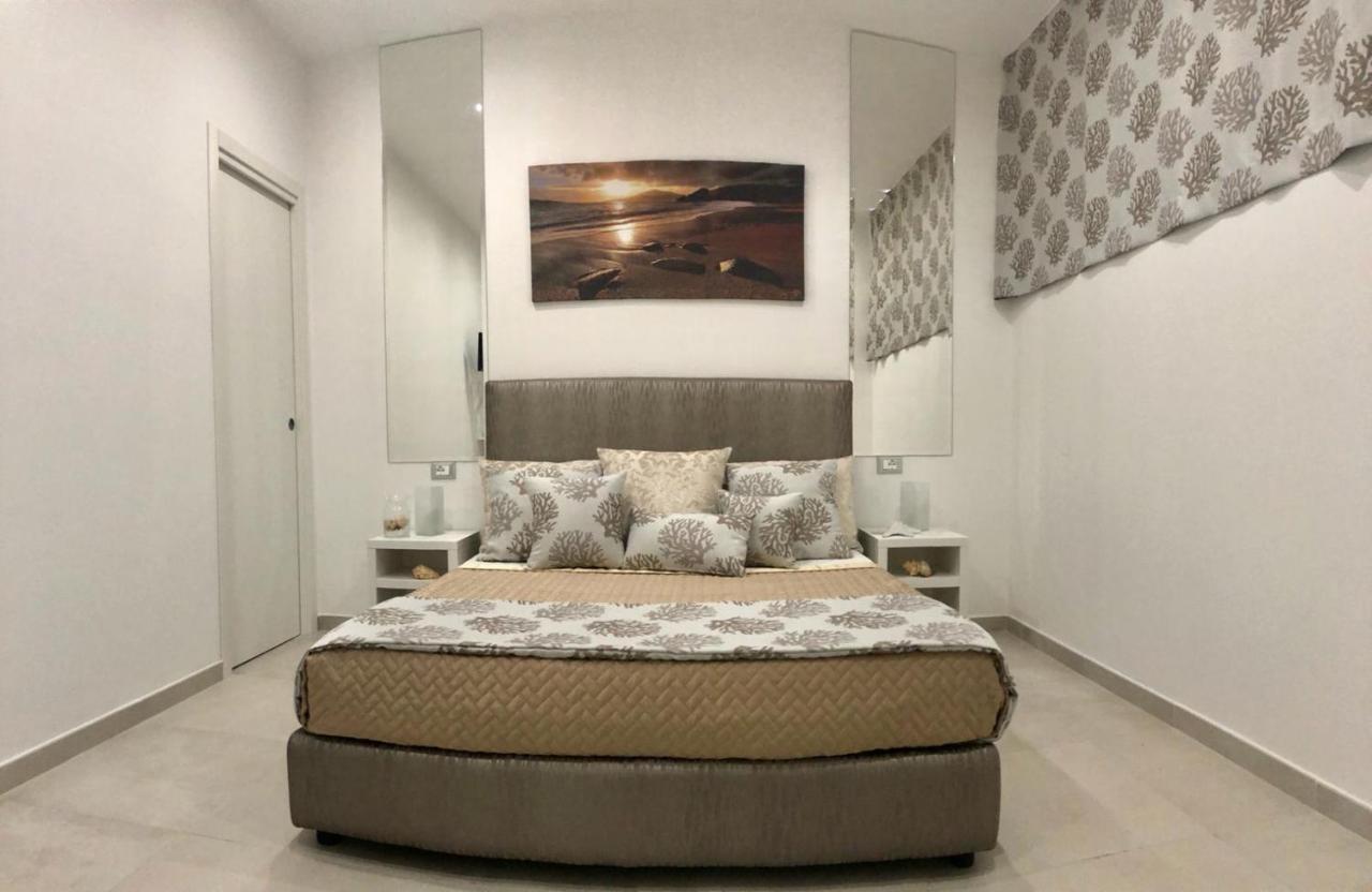 Accanto A Te - Charme Rooms Vieste Luaran gambar